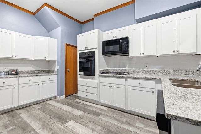 28 Newton St TH, Boston, MA 02135