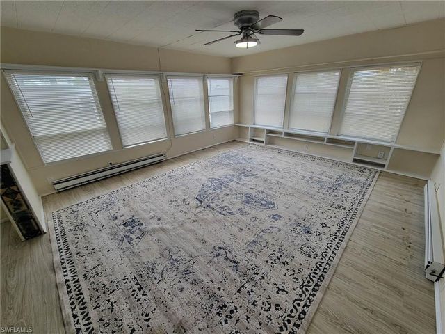 207 Lantern LN, North Fort Myers, FL 33917