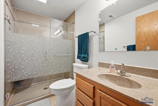 1129 FOOTHILLS RD, Sturgis, SD 57785