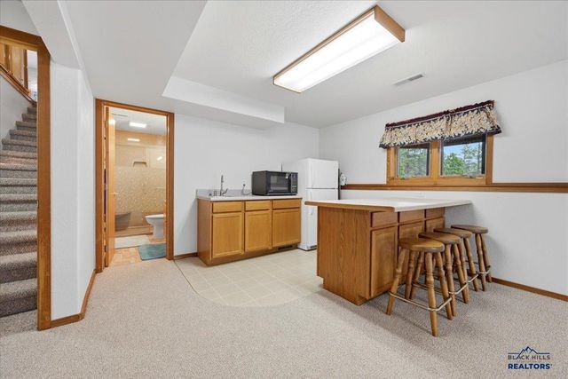 1129 FOOTHILLS RD, Sturgis, SD 57785