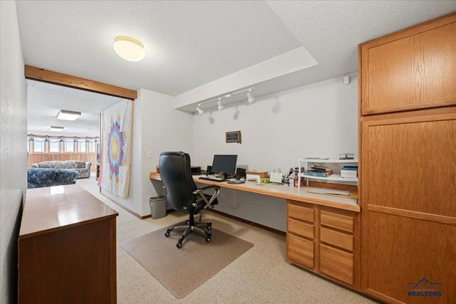 1129 FOOTHILLS RD, Sturgis, SD 57785