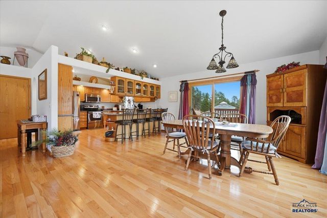 1129 FOOTHILLS RD, Sturgis, SD 57785