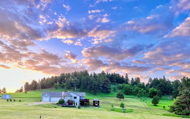 1129 FOOTHILLS RD, Sturgis, SD 57785