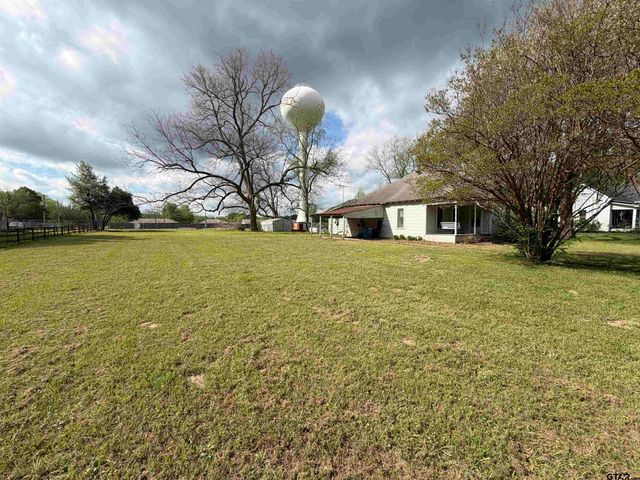 609 Walnut St, Mineola, TX 75773