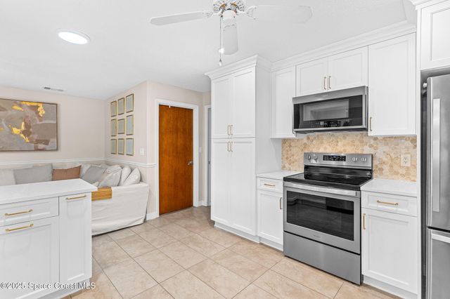 509 W Amherst Circle, Satellite Beach, FL 32937