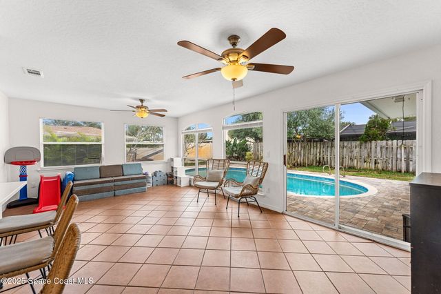 509 W Amherst Circle, Satellite Beach, FL 32937