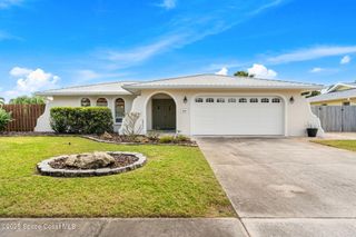 509 W Amherst Circle, Satellite Beach, FL 32937