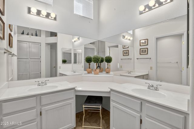 13619 W ROBERTSON Drive, Sun City West, AZ 85375