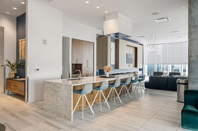 301 West Ave 2009, Austin, TX 78701