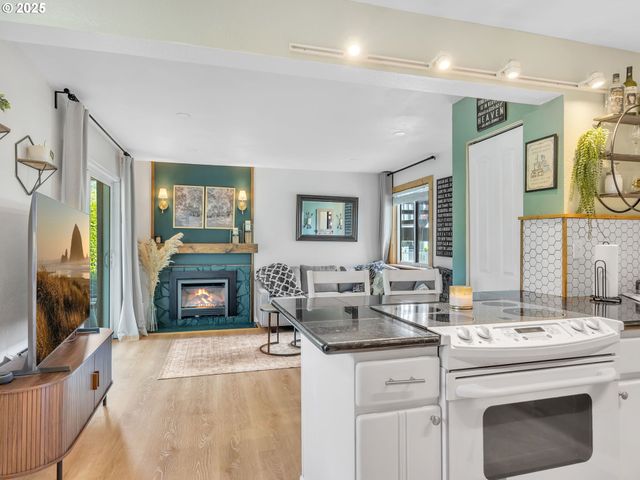 344 Ne SKIPANON Dr 344, Warrenton, OR 97146