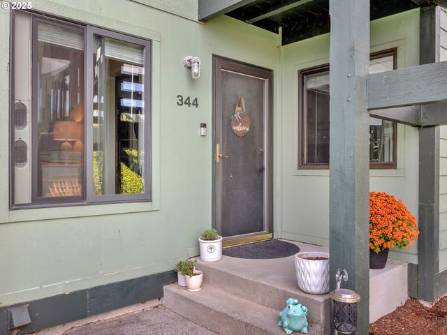 344 Ne SKIPANON Dr 344, Warrenton, OR 97146