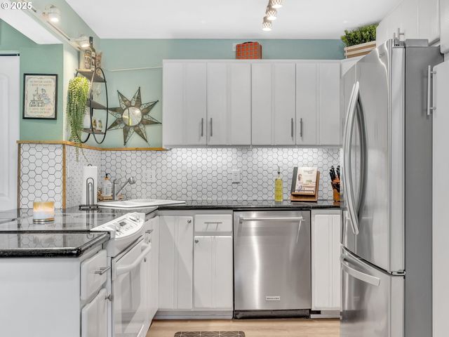 344 Ne SKIPANON Dr 344, Warrenton, OR 97146