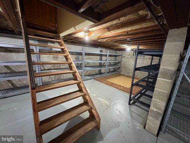 1040 INDIANA AVE, Trenton, NJ 08638