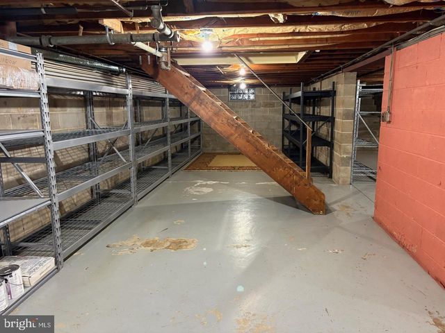 1040 INDIANA AVE, Trenton, NJ 08638