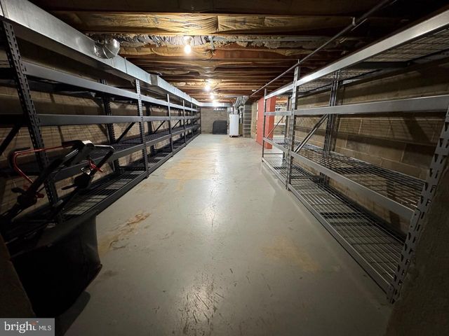1040 INDIANA AVE, Trenton, NJ 08638