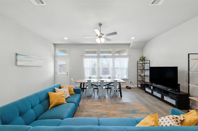 3451 Hidden Hollow Drive, Grand Prairie, TX 76065