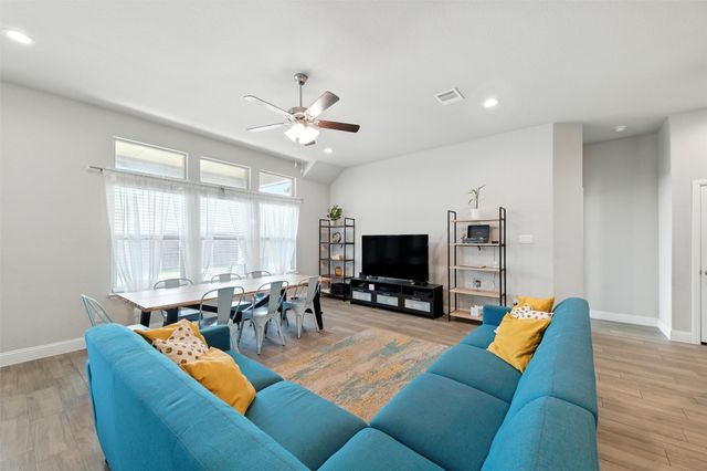 3451 Hidden Hollow Drive, Grand Prairie, TX 76065