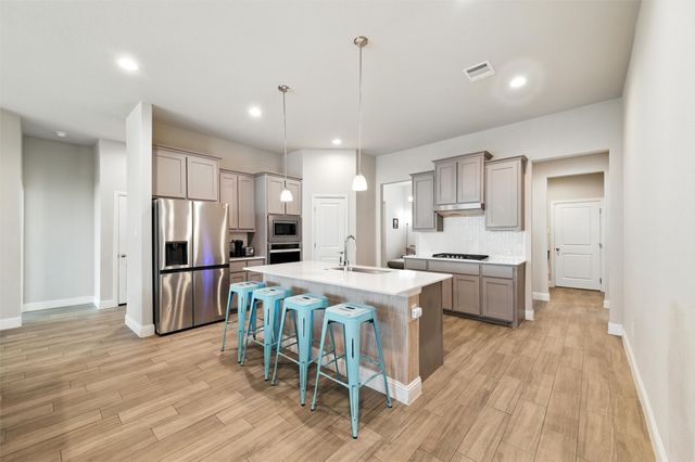 3451 Hidden Hollow Drive, Grand Prairie, TX 76065