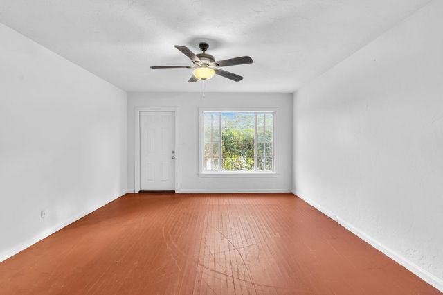 811 N B Street, Lake Worth Beach, FL 33460