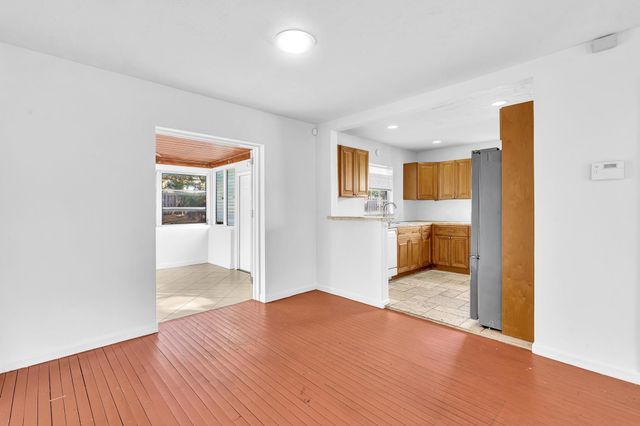 811 N B Street, Lake Worth Beach, FL 33460