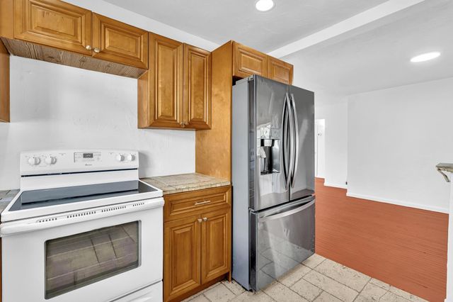 811 N B Street, Lake Worth Beach, FL 33460