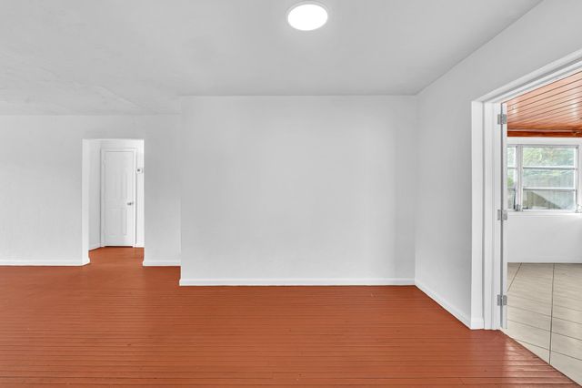 811 N B Street, Lake Worth Beach, FL 33460