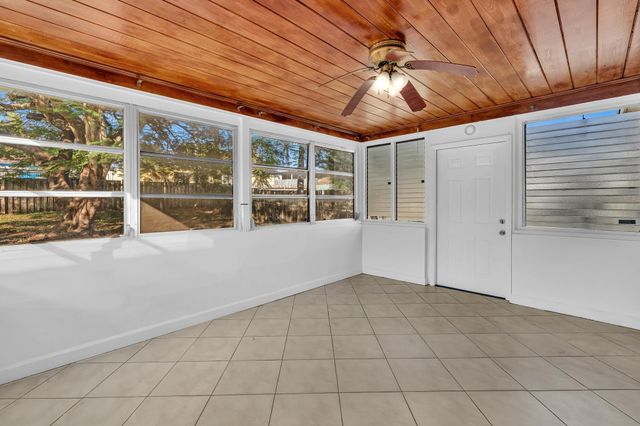 811 N B Street, Lake Worth Beach, FL 33460