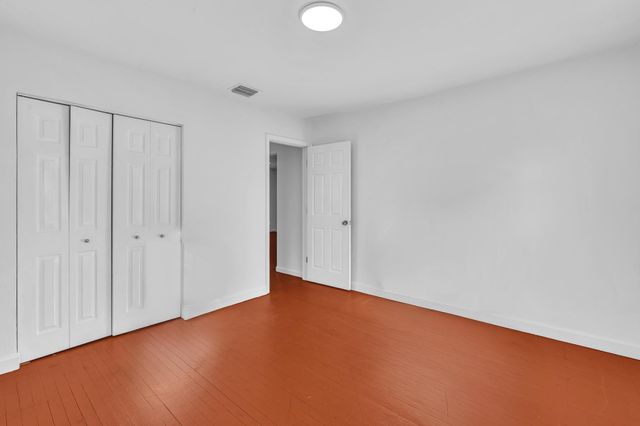 811 N B Street, Lake Worth Beach, FL 33460