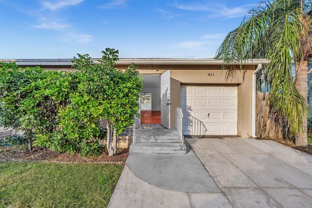 811 N B Street, Lake Worth Beach, FL 33460