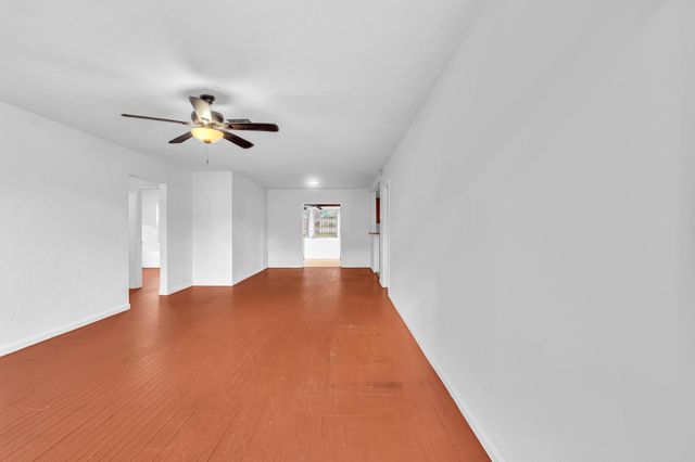 811 N B Street, Lake Worth Beach, FL 33460