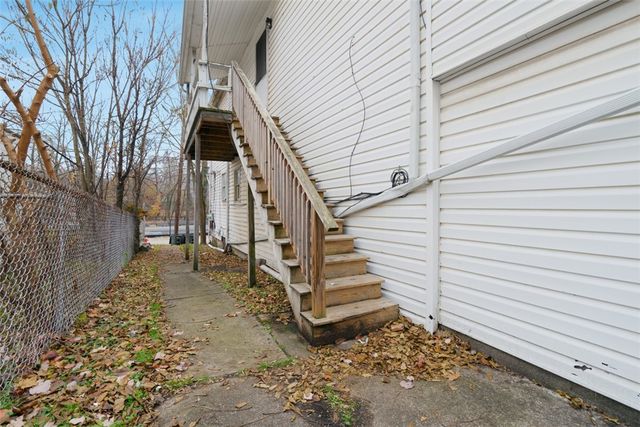 1057 Keene St, Springdale Boro, PA 15144