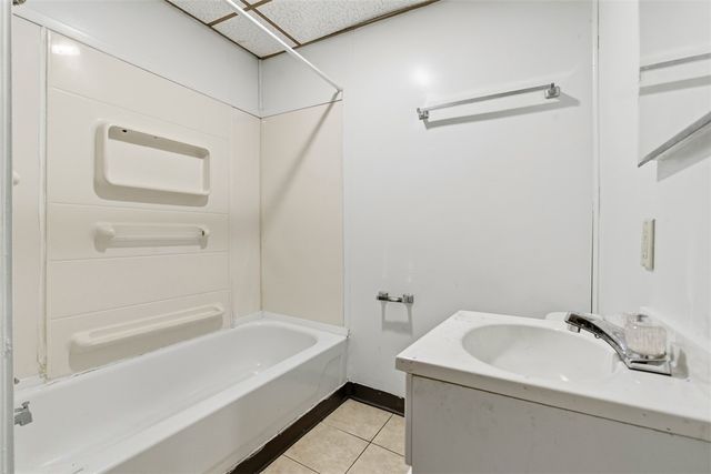 1057 Keene St, Springdale Boro, PA 15144