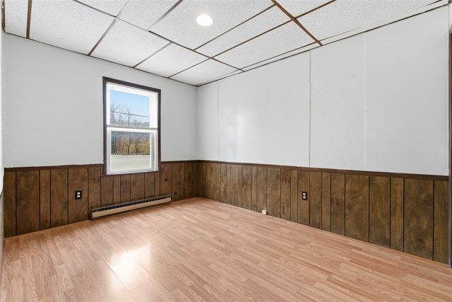 1057 Keene St, Springdale Boro, PA 15144
