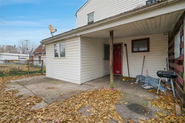 1057 Keene St, Springdale Boro, PA 15144