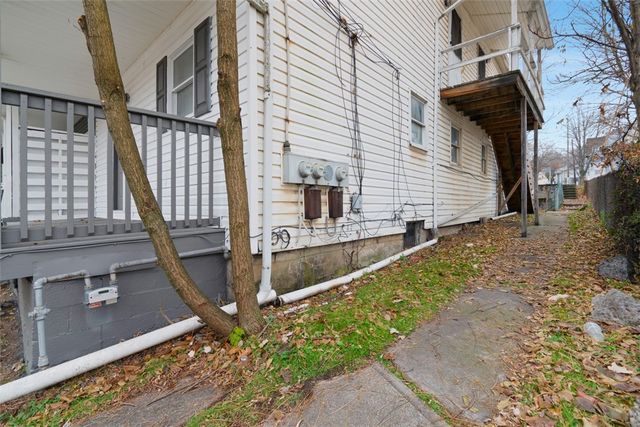 1057 Keene St, Springdale Boro, PA 15144