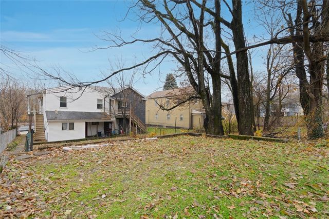 1057 Keene St, Springdale Boro, PA 15144