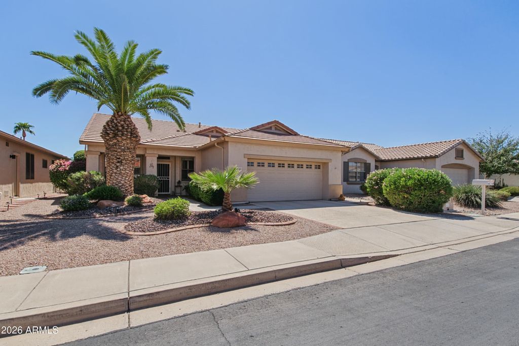 18061 W FAIRWAY Drive, Surprise, AZ 85374 — photo 5