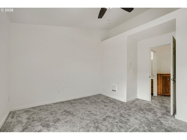 5264 Ne 121ST Ave W241, Vancouver, WA 98682