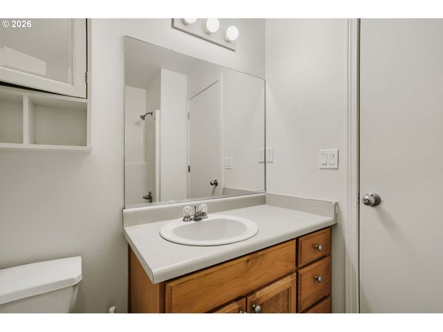 5264 Ne 121ST Ave W241, Vancouver, WA 98682