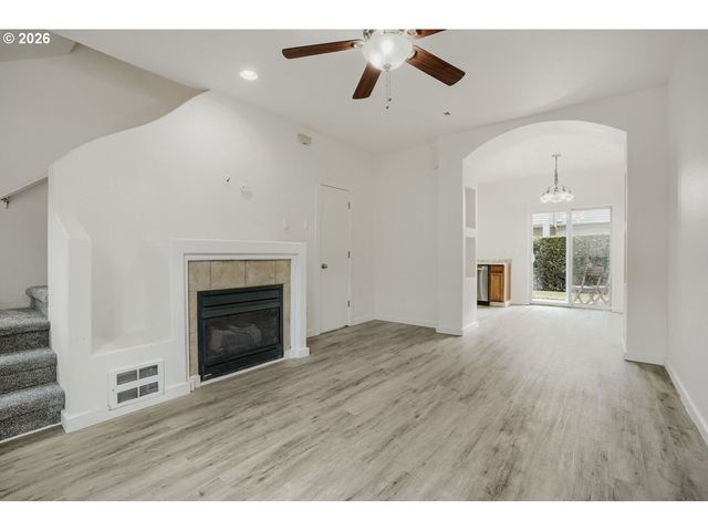 5264 Ne 121ST Ave W241, Vancouver, WA 98682