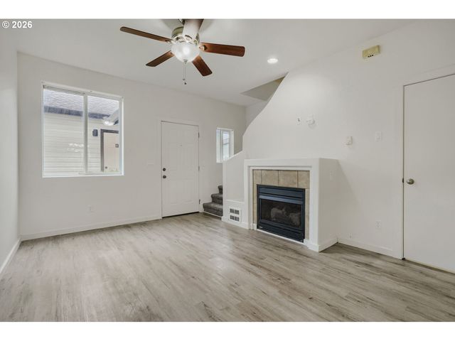 5264 Ne 121ST Ave W241, Vancouver, WA 98682