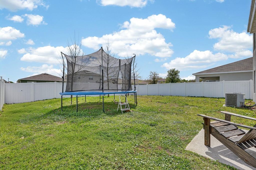 Image 34 of property listing at 1809 MYRTLEBROOKE DRIVE, Edgewater, FL 32141