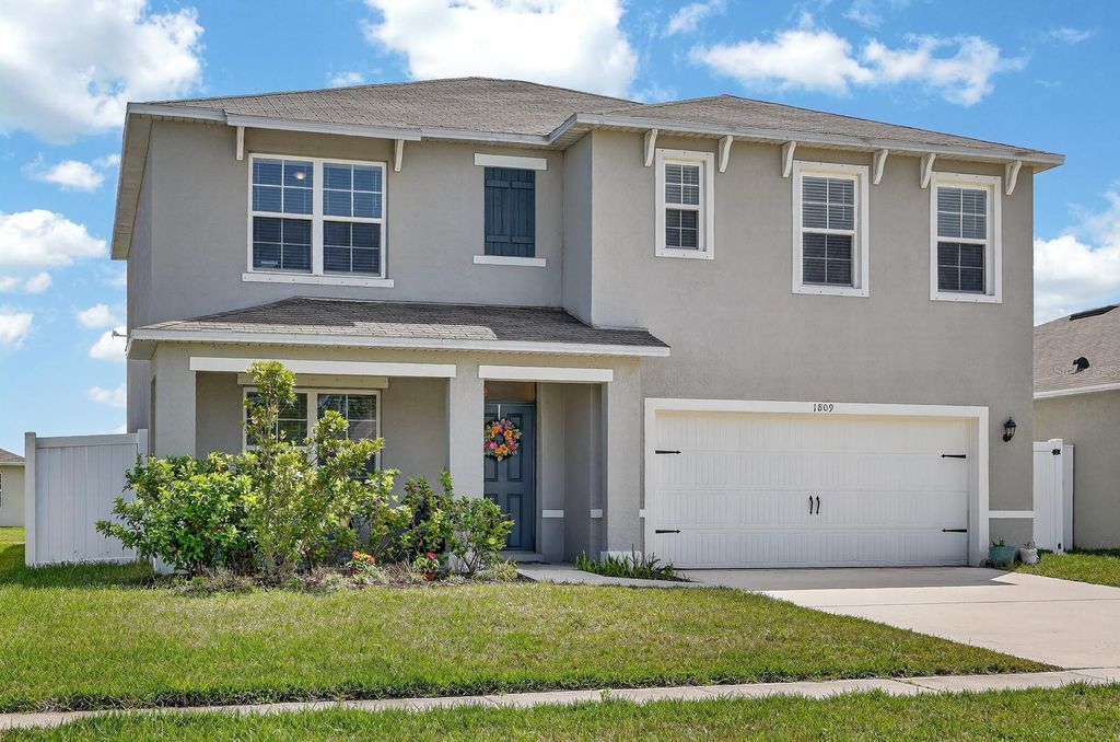 Image 40 of property listing at 1809 MYRTLEBROOKE DRIVE, Edgewater, FL 32141