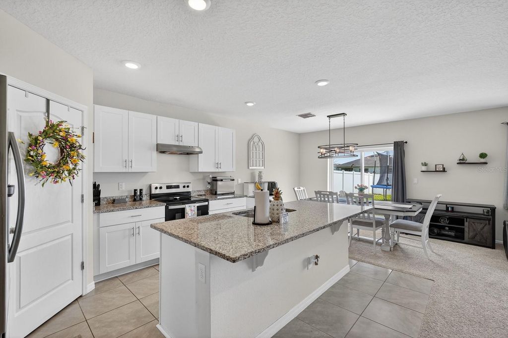 Image 10 of property listing at 1809 MYRTLEBROOKE DRIVE, Edgewater, FL 32141