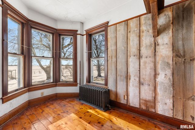 9629 N 1000th Avenue, Cambridge, IL 61238