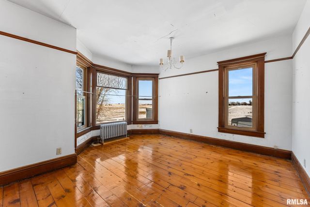 9629 N 1000th Avenue, Cambridge, IL 61238