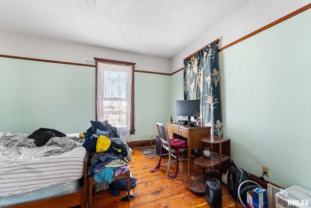 9629 N 1000th Avenue, Cambridge, IL 61238