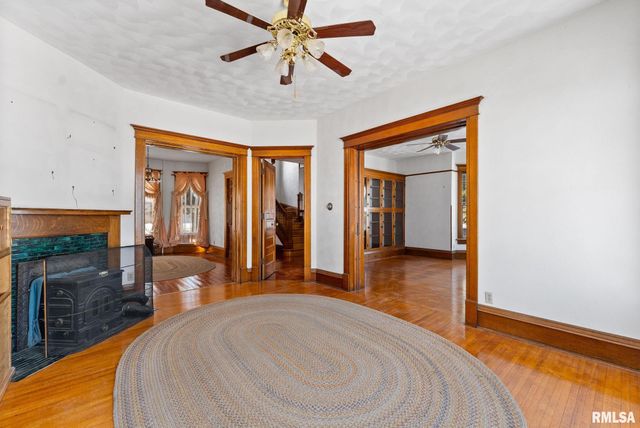 9629 N 1000th Avenue, Cambridge, IL 61238