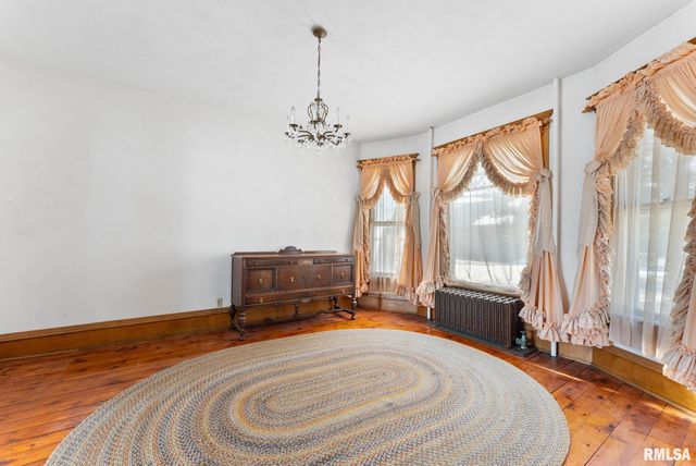 9629 N 1000th Avenue, Cambridge, IL 61238