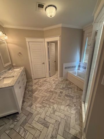 1559 EASTMORELAND AVE, Memphis, TN 38104